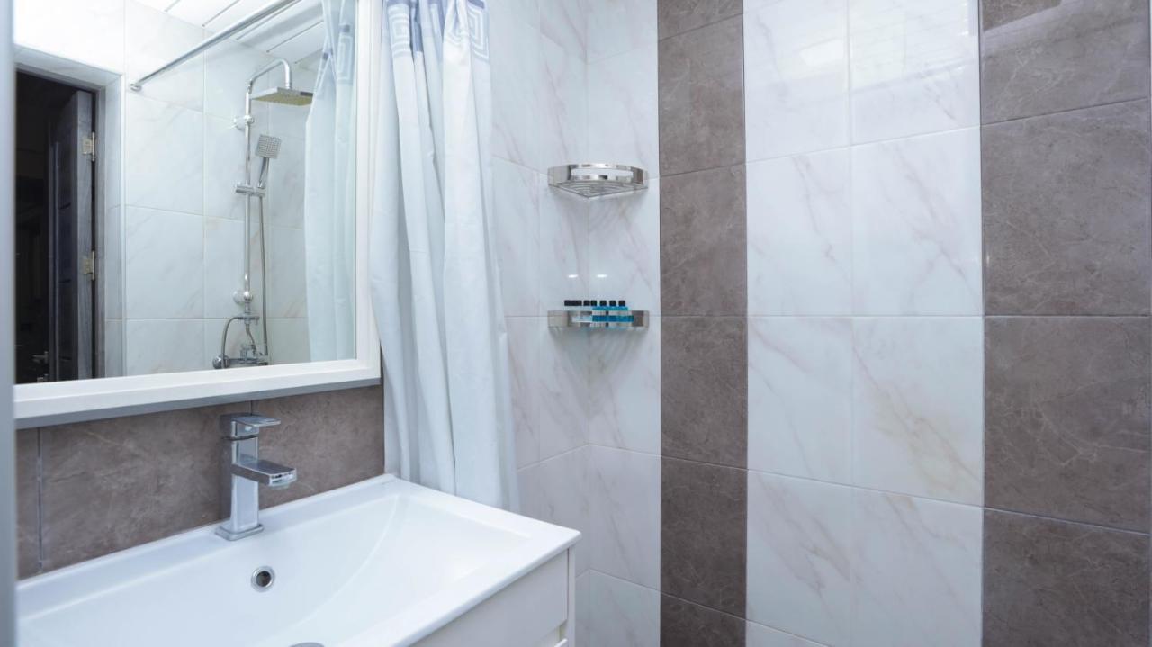 Stay Inn Apartments On Amiryan 15 Yerevan Bagian luar foto