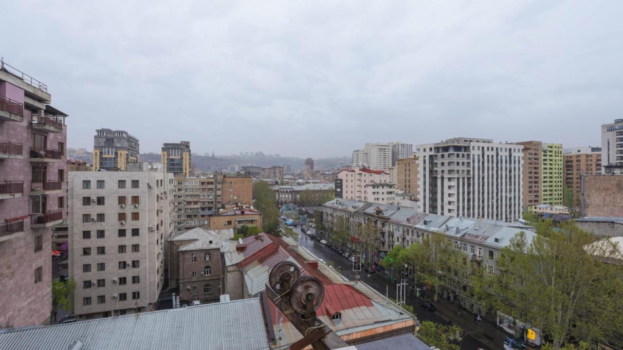 Stay Inn Apartments On Amiryan 15 Yerevan Bagian luar foto