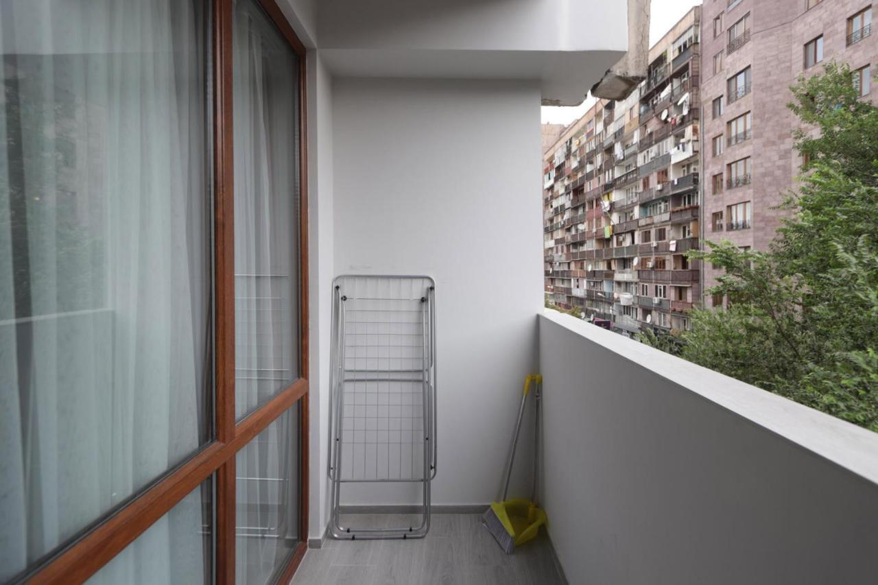 Stay Inn Apartments On Amiryan 15 Yerevan Bagian luar foto