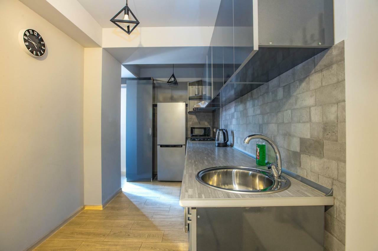 Stay Inn Apartments On Amiryan 15 Yerevan Bagian luar foto