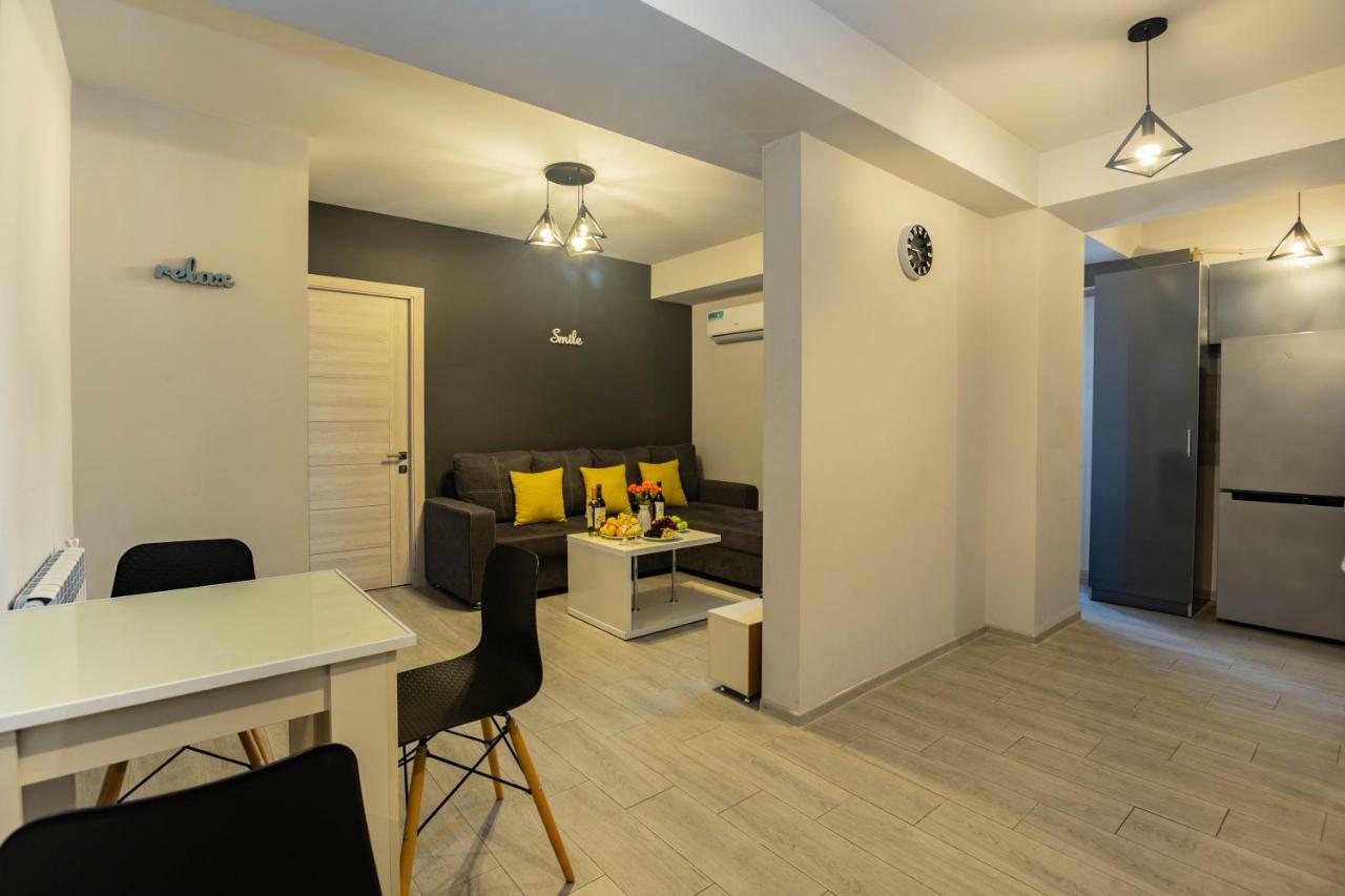 Stay Inn Apartments On Amiryan 15 Yerevan Bagian luar foto
